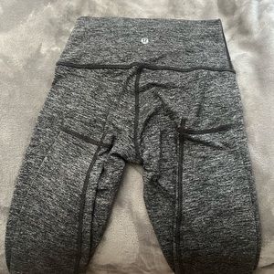 Hethered graphite grey Lululemon Wonder Under leggings
